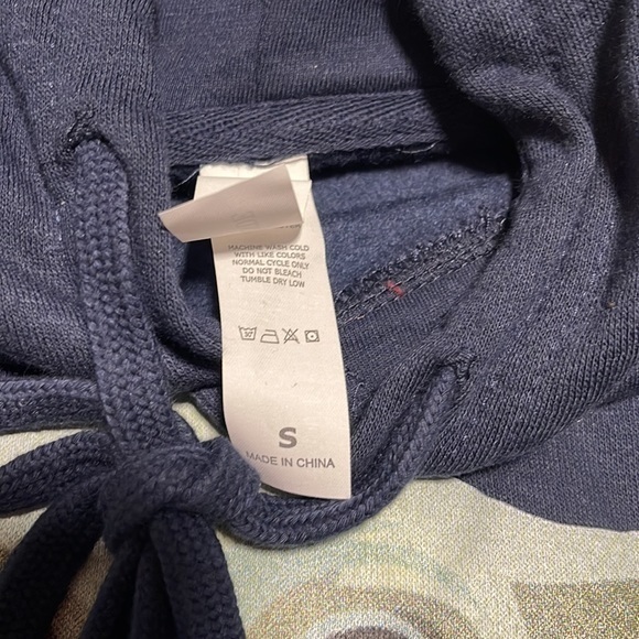 Baby‎ yoda sweater with Jameson - Picture 3 of 4